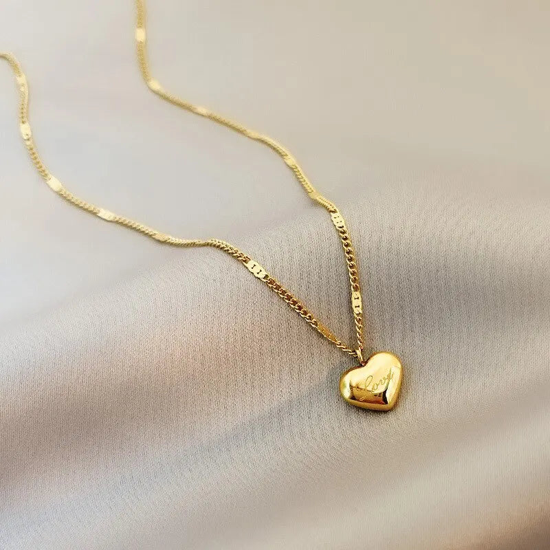 Peach Heart Collarbone Chain – Elegant Holiday Gift